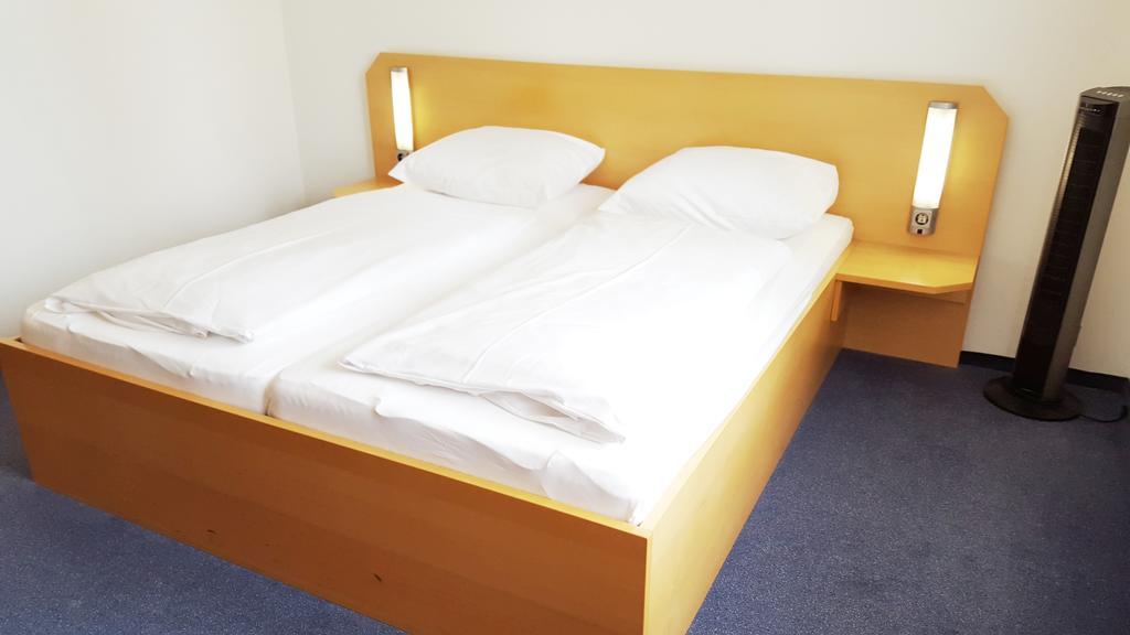 G&K Hotel Guntramsdorf Room photo